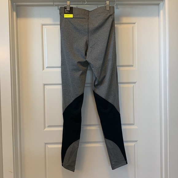 NWT Nike Pro Dri-Fit Leggings - Picture 4 of 6